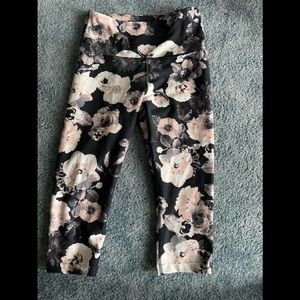 Balance Collection Capri leggings